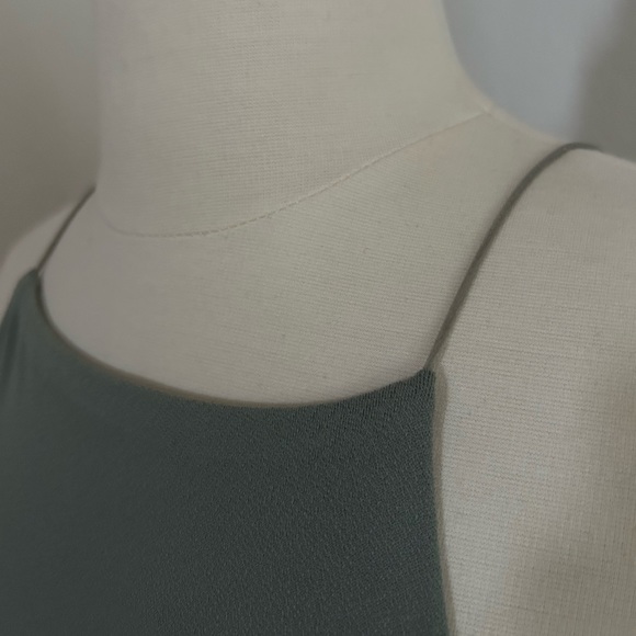 Sage Square Neck Crop Tank Top S - Picture 3 of 5